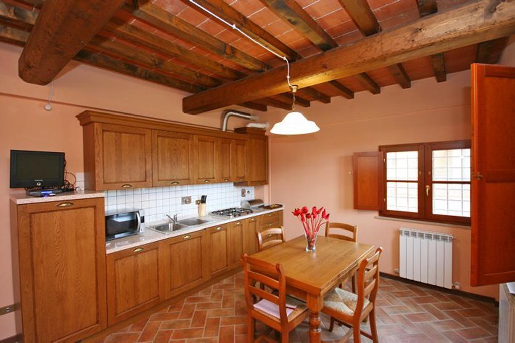 Tuscany Country Apartments Gambassi Terme Exterior photo